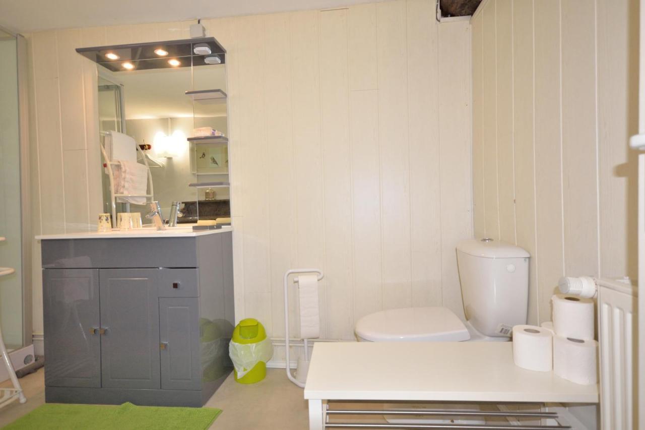 Chez Cecile Bed And Breakfast Chez Le Vigneron กอลมาร์ ภายนอก รูปภาพ