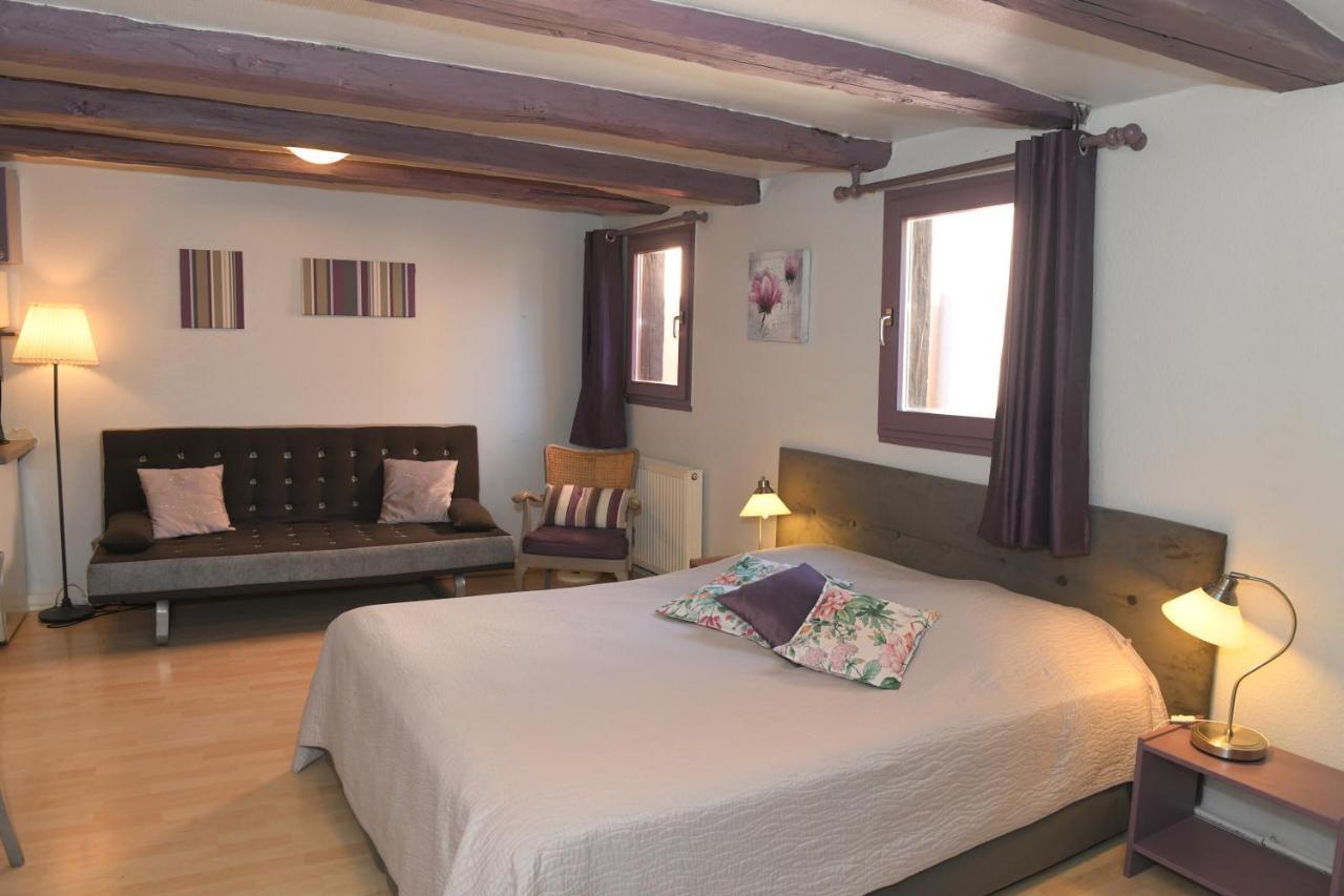Chez Cecile Bed And Breakfast Chez Le Vigneron กอลมาร์ ภายนอก รูปภาพ