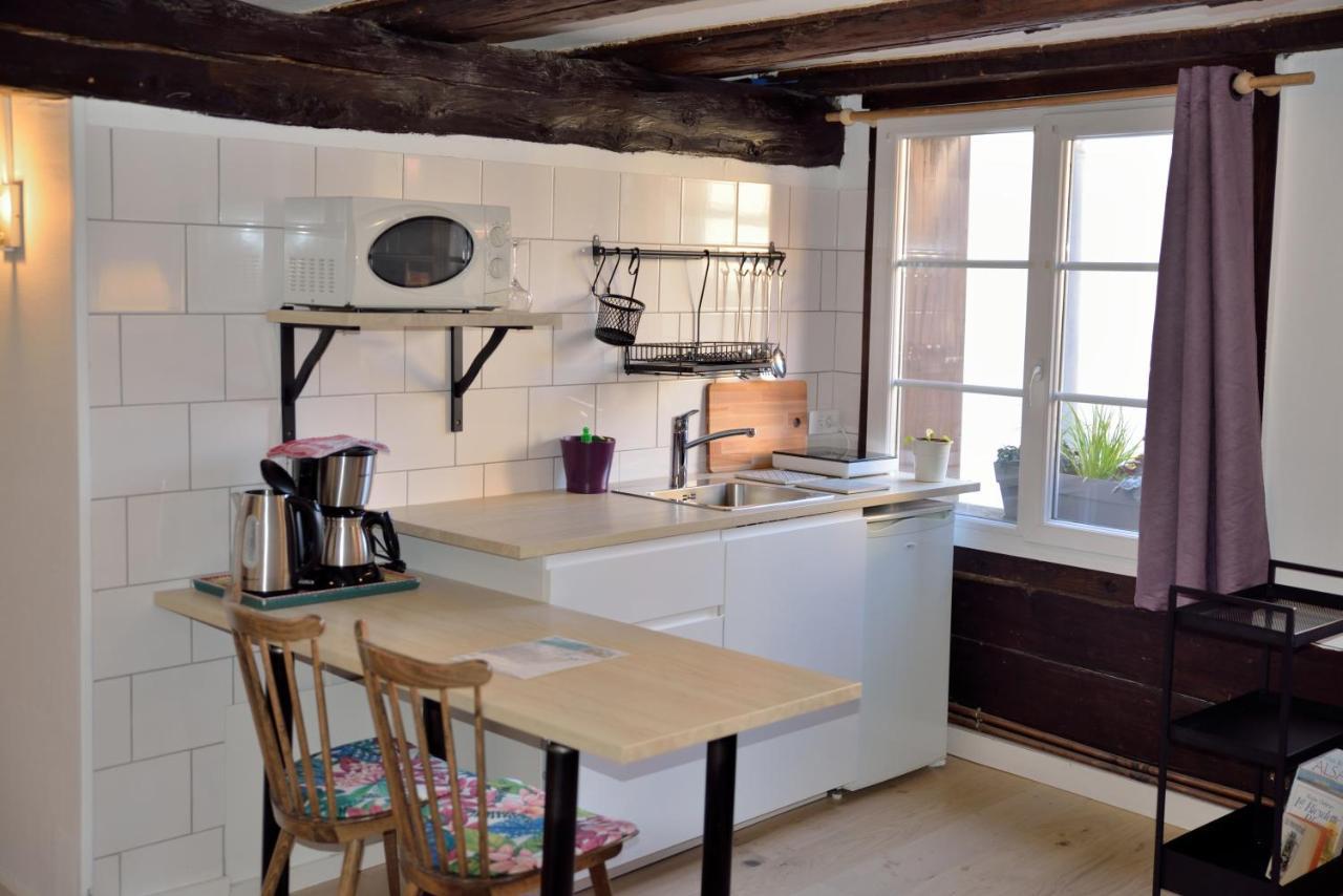 Chez Cecile Bed And Breakfast Chez Le Vigneron กอลมาร์ ภายนอก รูปภาพ