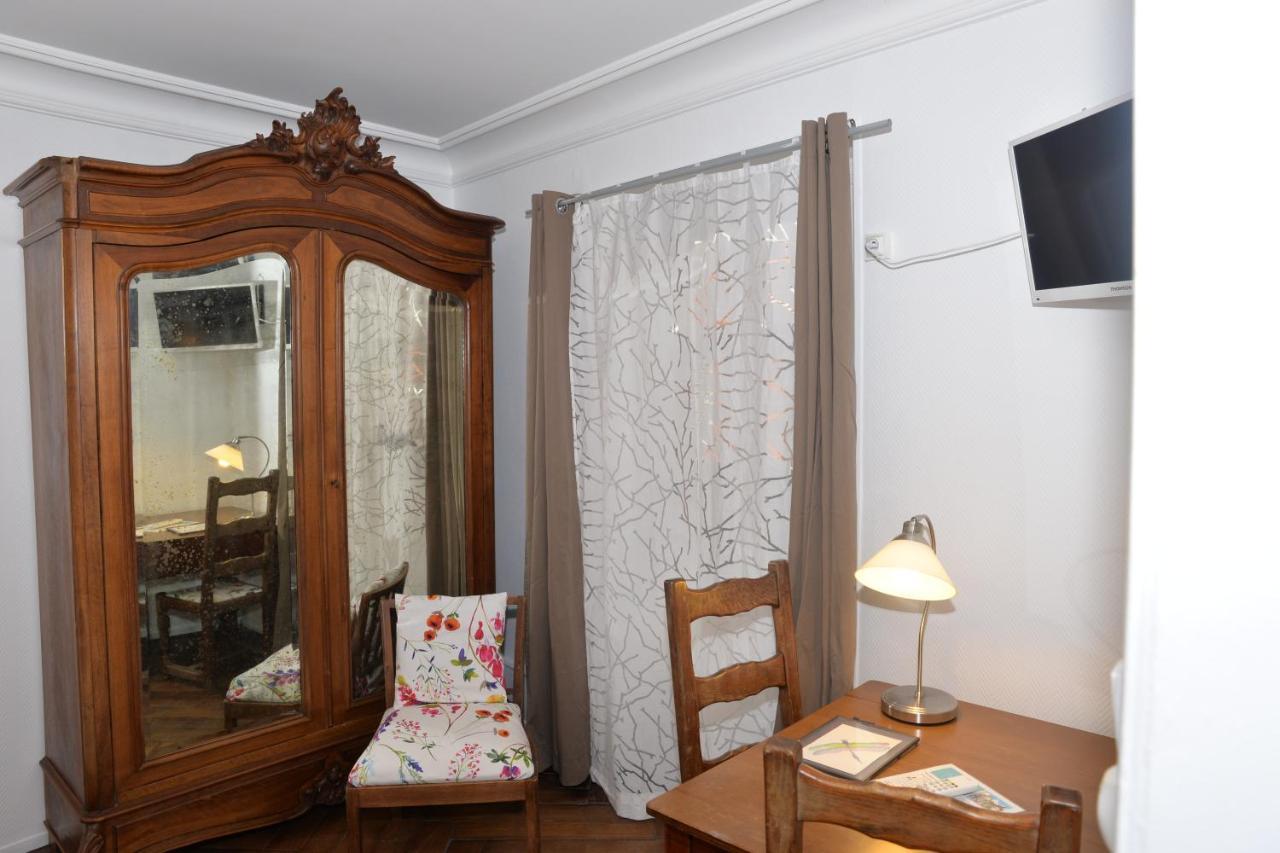 Chez Cecile Bed And Breakfast Chez Le Vigneron กอลมาร์ ภายนอก รูปภาพ
